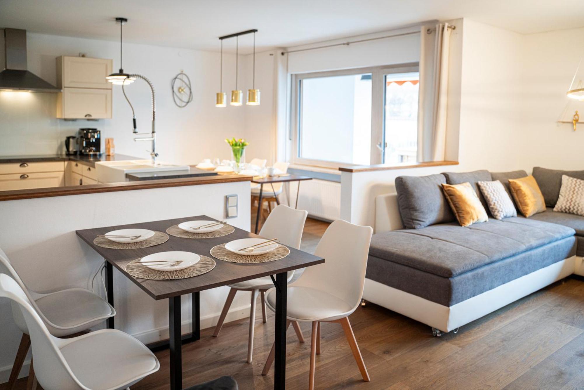 130M2 Loft - Balkon, Smart Tv, Badewanne, Kaffee Apartment Rosenheim Exterior foto